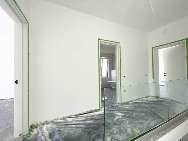 Duplex despartit - 3 camere - Mosnita Veche