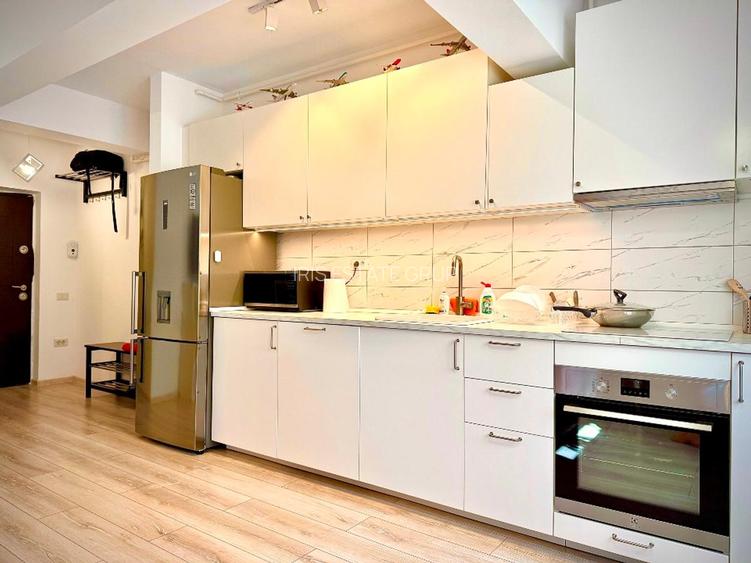 Apartament modern 2 camere | parcare | Str. Biruintei