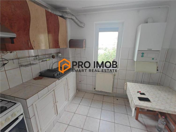 Apartament 2 camere cf 1 semidecomandat zona Micro 5
