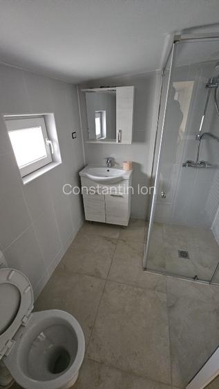 Casa de vanzare pentru 2 familii - 4