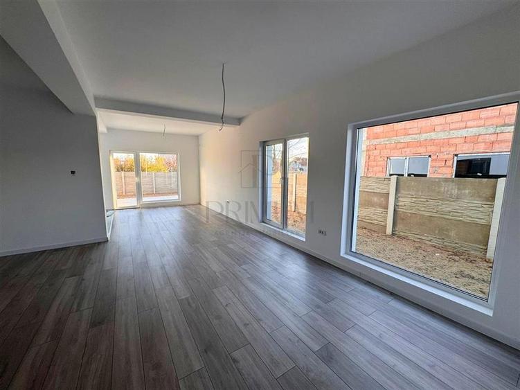 Comision 0 - Duplex finalizat - la asfalt - zona excelenta - canalizare