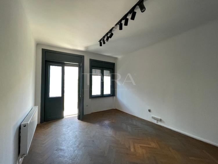 Apartament cu farmec istoric, în zona Piața Unirii.