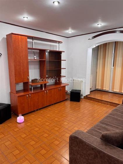 Apartament 2 camere 22 Decembrie - 5