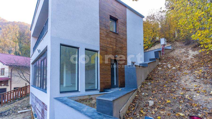 Casă cu 4 camere de vânzare pe malul lacului Tarnița, Cluj