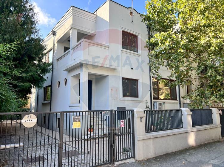 Vila potrivita pentru sediu firma | birouri | 12 camere | de inchiriat