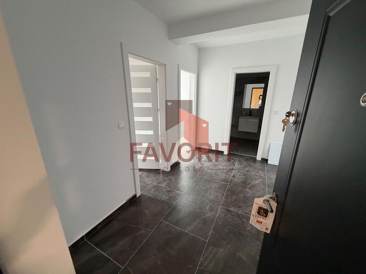 Disponibil imediat. Decomandat. Spatios