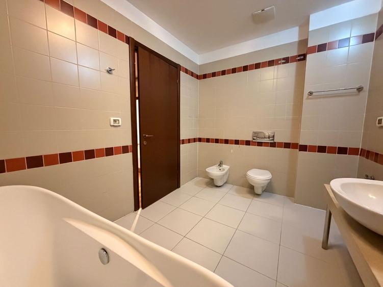APARTAMENT 3 CAMERE | 2 LOCURI DE PARCARE | PREMIUM | TERASA + CURTE