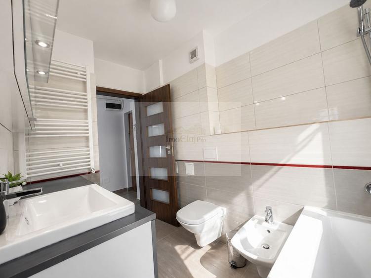 Vânzare ap. 2 camere decomandat, etaj 5, Iulius Mall, parcare