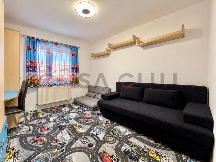 4 camere, etaj intermediar, parcare, zona Nabori