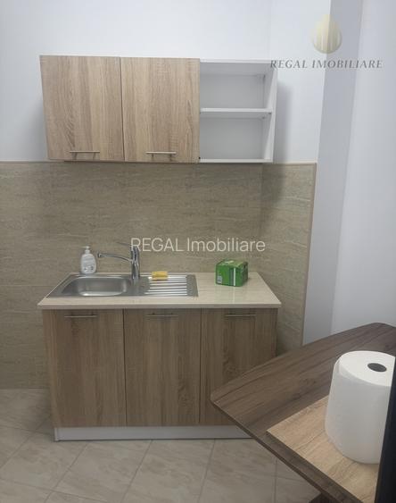 Universitate- Romana | Spațiu Birou | 2 Camere | 2 balcoane - 8