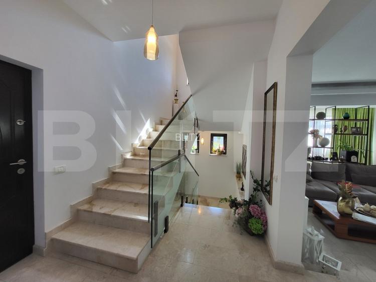 Casa de vanzare, 200 mp, zona Albert