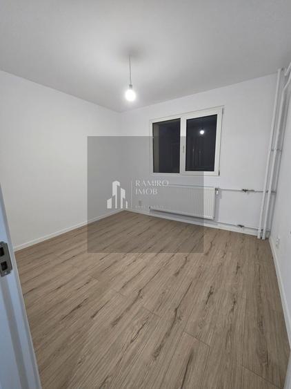 Apartament 3 camere renovat/Piata Progresul