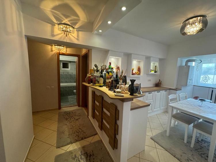 Apartament mobilat si utilat modern, suprafata generoasa , zona Trocadero