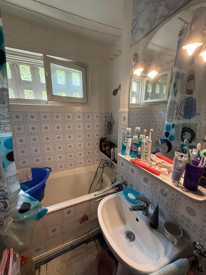 Apartament 3 camere Liceul Racovita id.159608