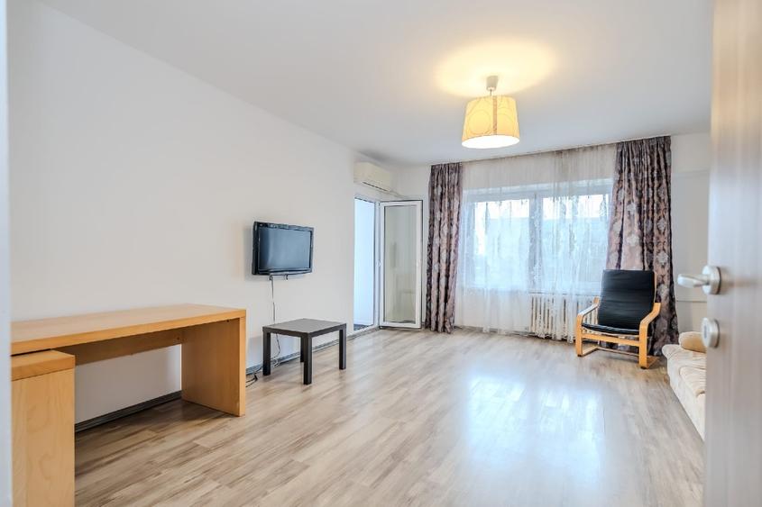 Proprietar – 3 camere decomandat, 83 mp | Șos. Virtuții (Orșova) | Bloc 1988