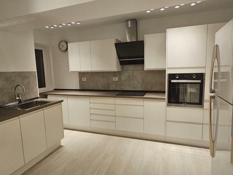 Apartment 4 camere l Decebal l Unirii l Alba Iulia