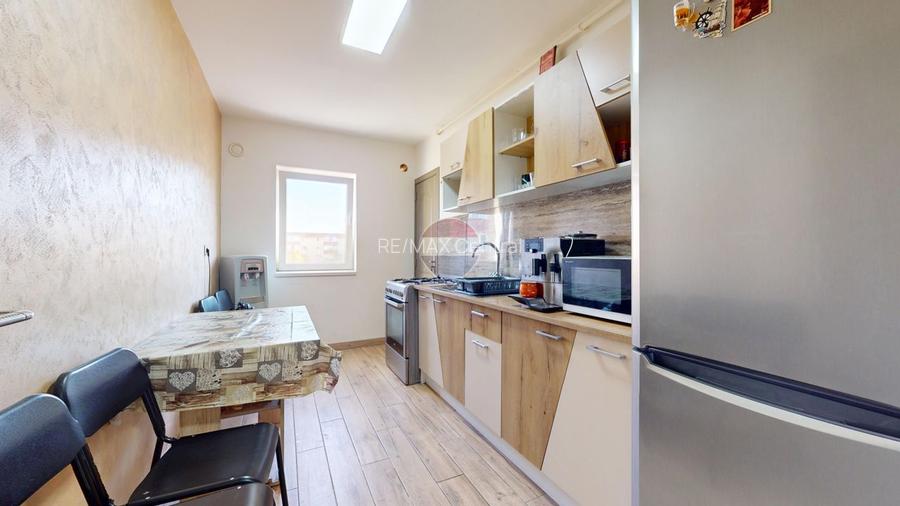 Apartament cu 3 camere decomandat, 2 parcări & boxă dublă – Bartolomeu - 9