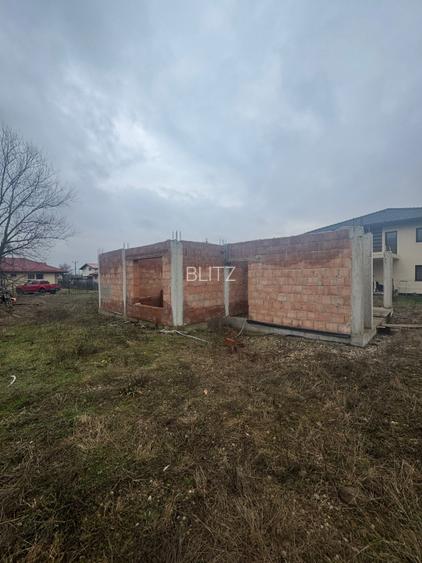 Casă la roșu în Tăuții Măgherăuș, teren 800 mp, acces triplu - 5