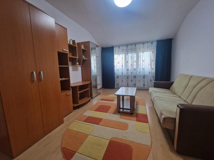 Navodari (Sud)- 2 camere decomandate 54mp, mobilat-utilat, 55.000euro
