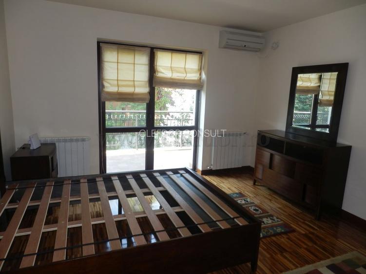Vilă cu 6 camere in zona Iancu Nicolae - 6