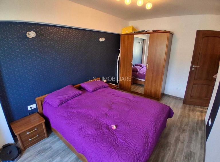 3 camere D- Pacurari bulevard - 70 mp - etaj 3 - 152000 euro - 4