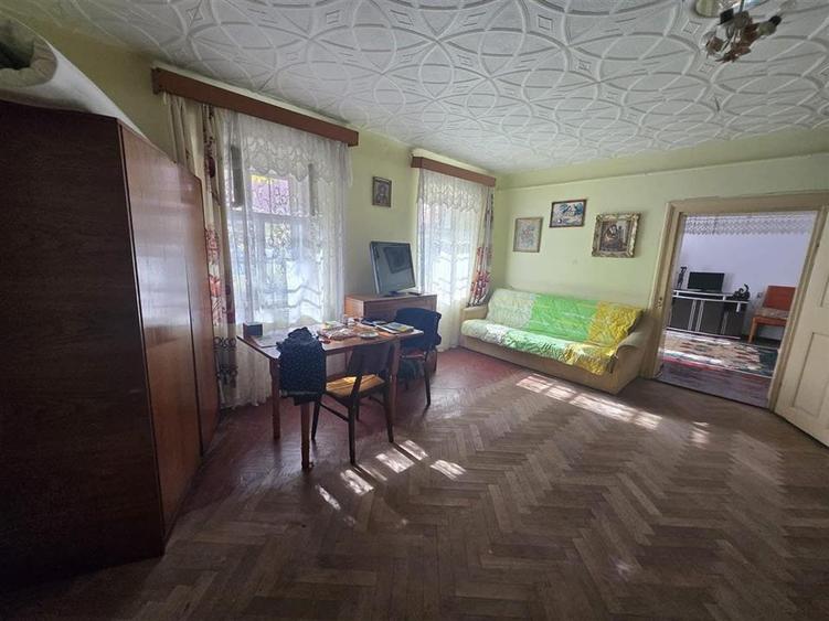Apartament 2 camere la casa pivnita teren Zona Cibin
