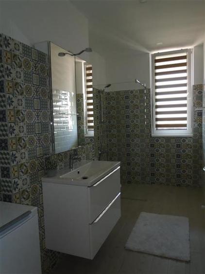 Apartament de lux, in bloc nou, zona Polivalenta!