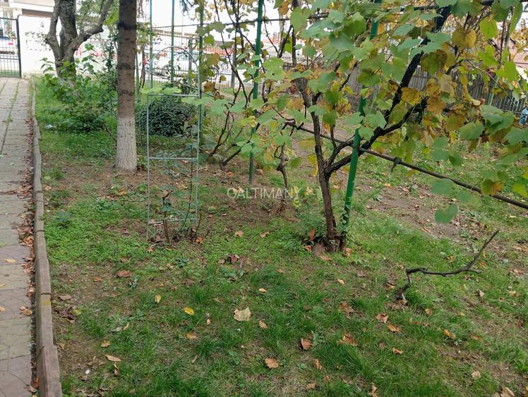 Casa parter, etaj și mansardă ,c-tie 2006, 25 Min de București - 25