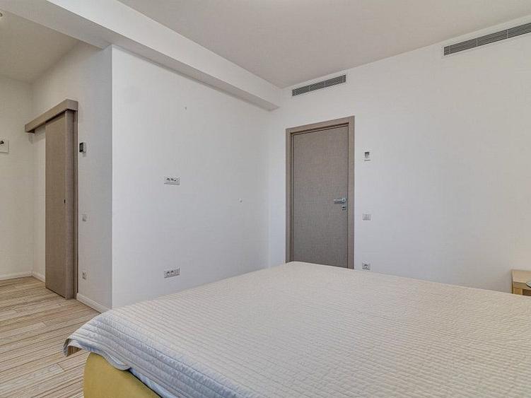 NOU! 3 camere DECOMANDAT, 2 BAI, balcon mare, depozitare, parcare SUBTERANA!