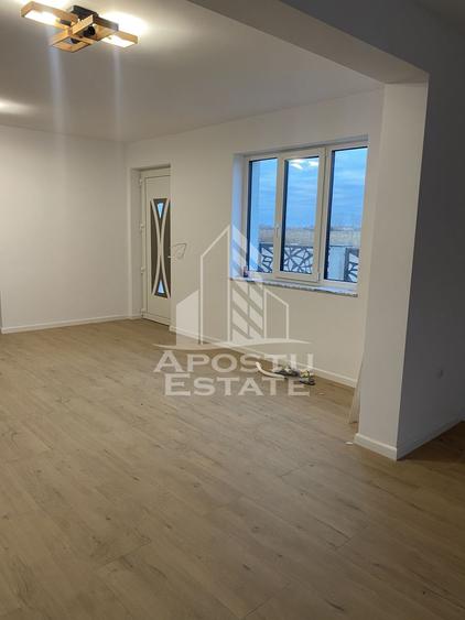 Duplex cu finisari de lux in cartier rezidential Remetea Mare,Bucovat