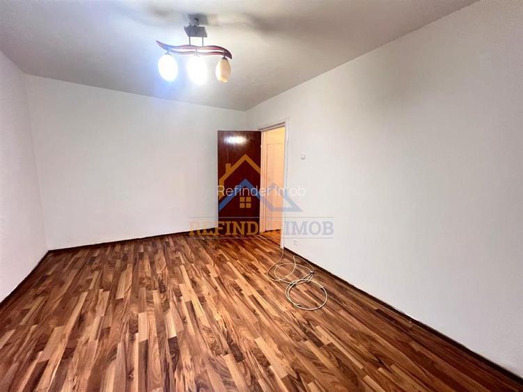 Vanzare apartament 2 camere Brancoveanu - Secuilor - 2
