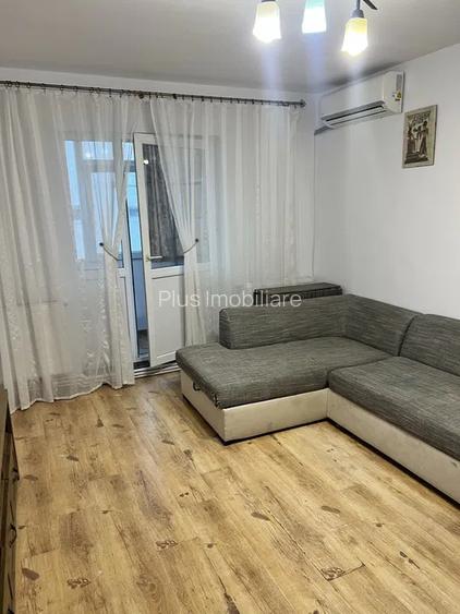 APARTAMENT 2 CAM , SEMIDECOMANDAT, ETAJ 3, MIRCEA CEL BATRAN, PARCARE - 5