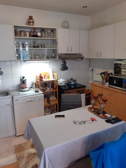 Vand casa P + M, cu 5 camere in zona 7 Noiembrie