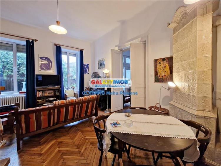 Casa veche renovata, parter+mansarda, curte proprie, Foisorul de Foc