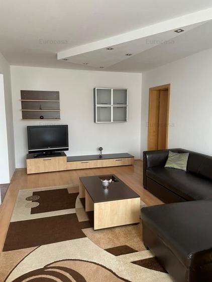 Ap 2 camere zona Gării - Gen. Dragalina cu centrala termica 390 euro