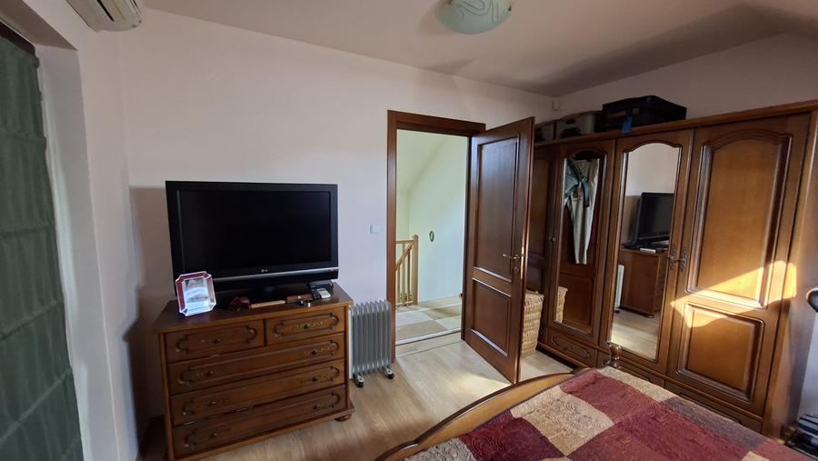 De vanzare casa singur in curte, 4 camere, Cart. Orizontului