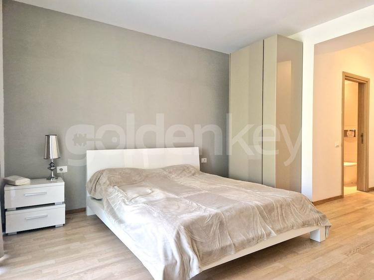 Apartament mobilat cu 2 camere | piscina | garaj