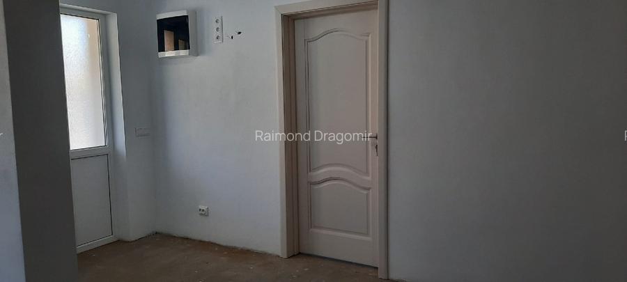 Casa de vanzare, central Tg.Ocna - 8