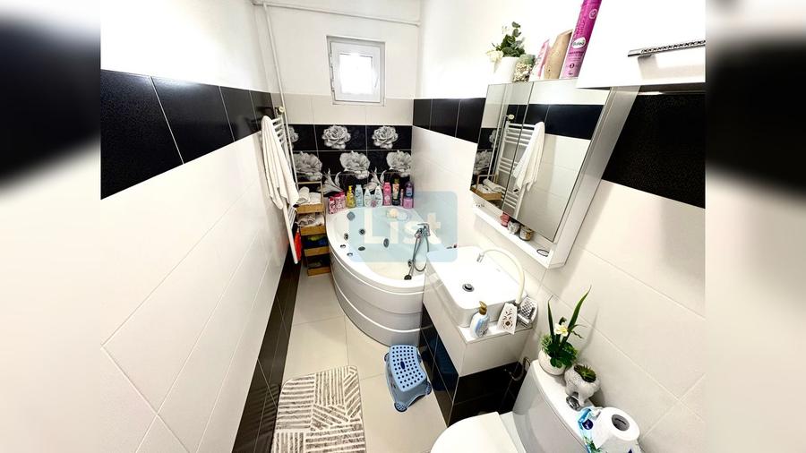 Apartament 2 camere complet renovat Zona Vest