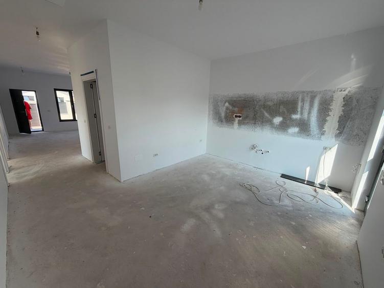 CASA INDIVIDUALA- 4 CAMERE, TOATE UTILITATILE, TEREN 350 MP, COMIS 0%