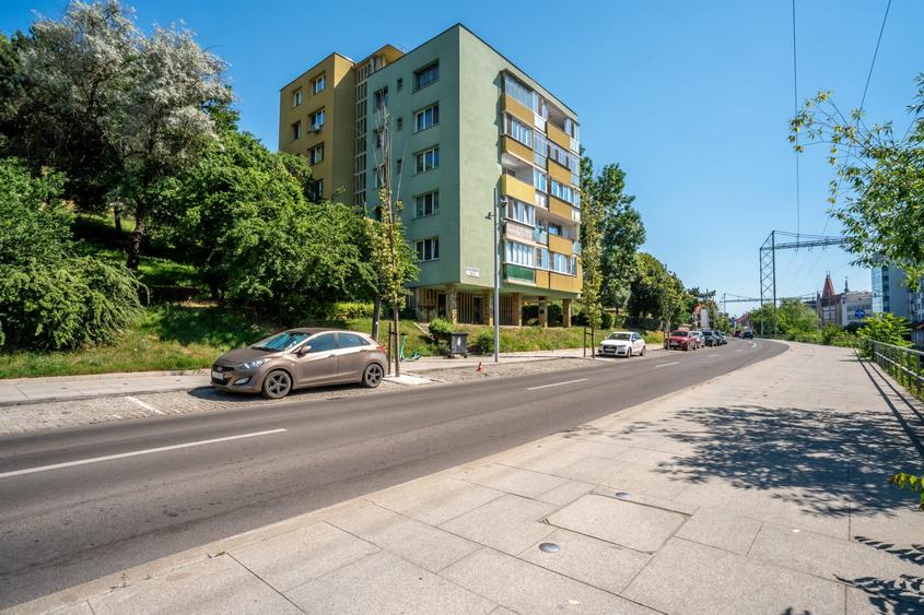 Oferta Rara! Apartament 2 camere , etaj 2, Parcul Central