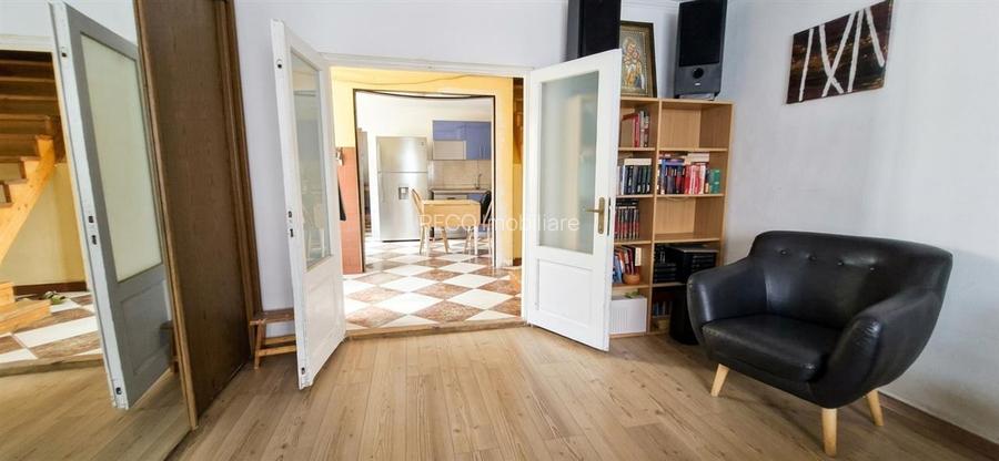 RECO Casa 4 camere, zona centrala Oradea, aproape de Piata Unirii - 3