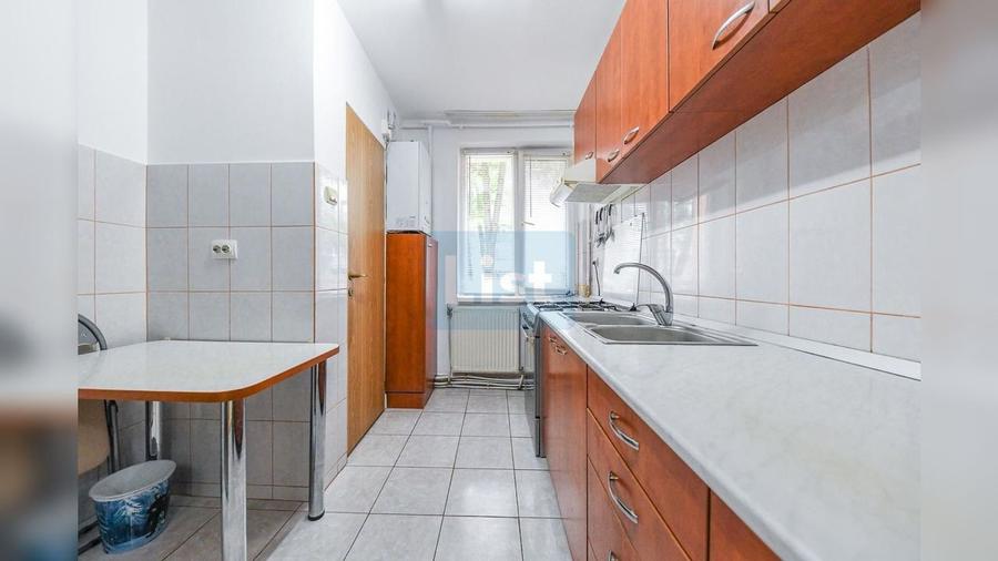 FARA COMISION! Apartament 3 camere, decomandat, balcon, zona HERMES
