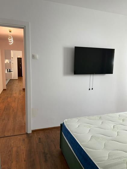 Apartament 3 camere -  RENOVAT - Berceni - Scoala 108