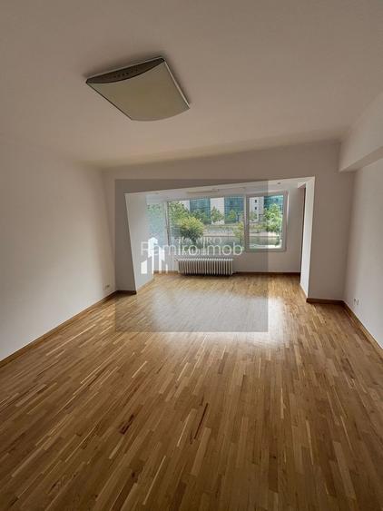 4 camere  etaj 1 /450 m METROU UNIRII - 2