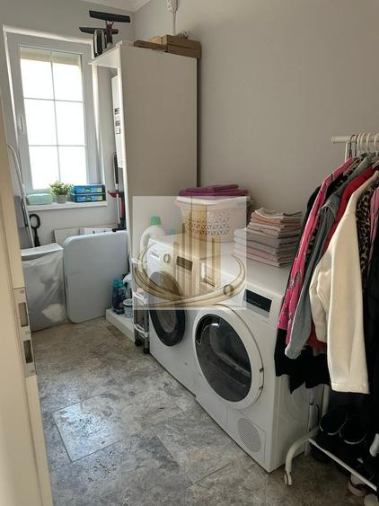 Casa in stil mediteranean, ultrafinisată 5 camere, 3 bai + curte.