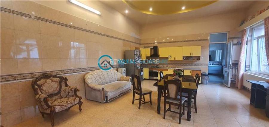 Royal Imobiliare - Vanzare casa zona Centrala - 9