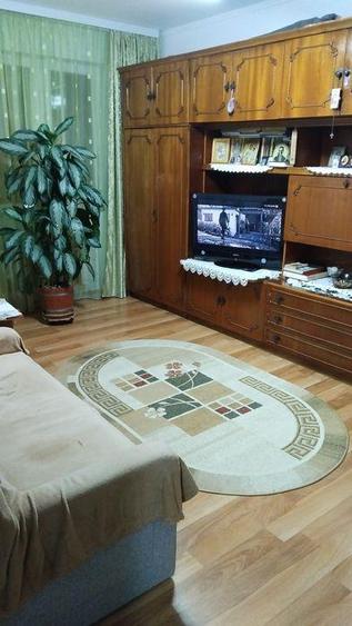 2 Camere | Titan | Etaj 1|8 | 56 mp | Metrou aproape