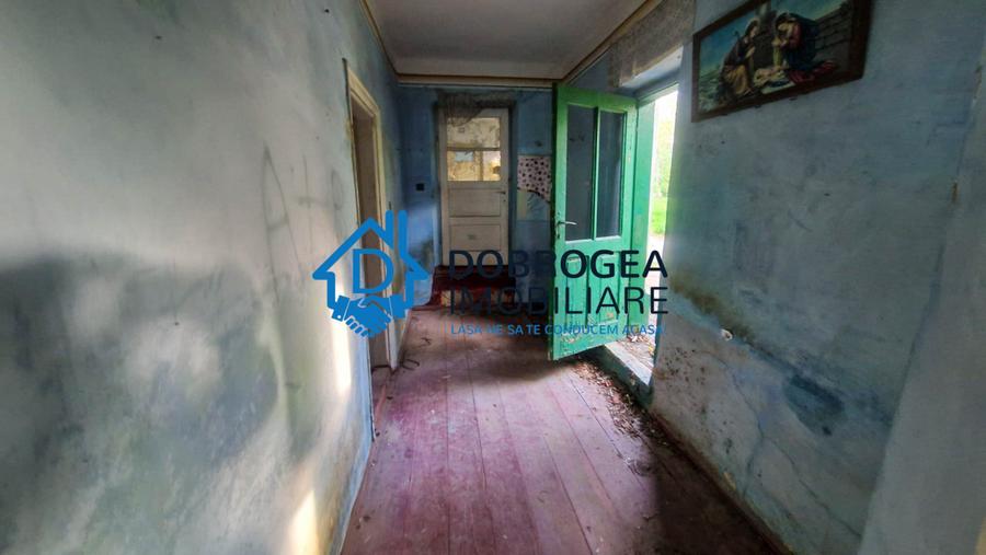 ZONA CENTRALA- CASA DEMOLABILA ,TEREN 733 MP,  DESCHIDERE STRADALA 11,5 ML