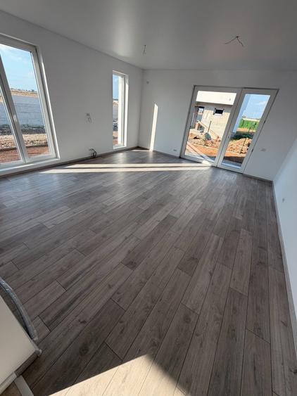 Comuna Berceni - Casa 3 Camere | 2 Bai | 353mp Teren
